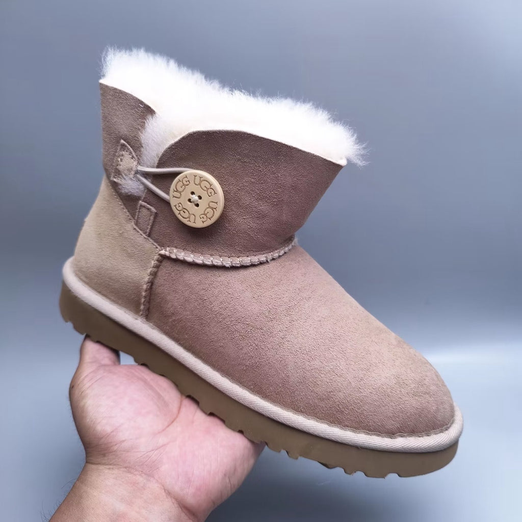 New Classic Stain-Resistant Footwear in Sand | Style 6422
