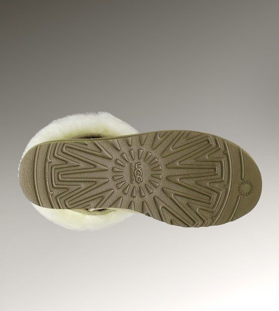 New Classic Stain-Resistant Short Boots in Sand | Style 6223