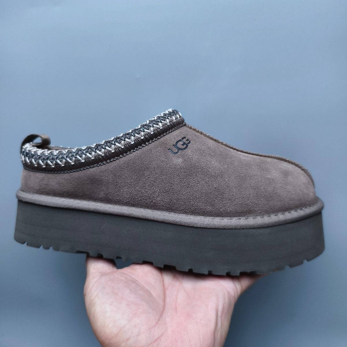 Walnut Folk-Inspired Platform Casual Shoes – 2553 / 2130