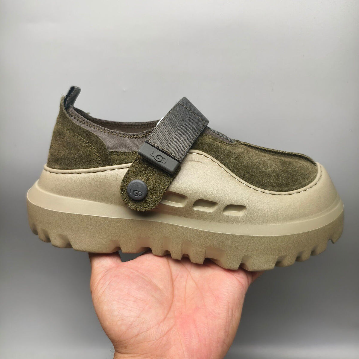 Green Unisex Slip-On Casual Shoes | Style 7550