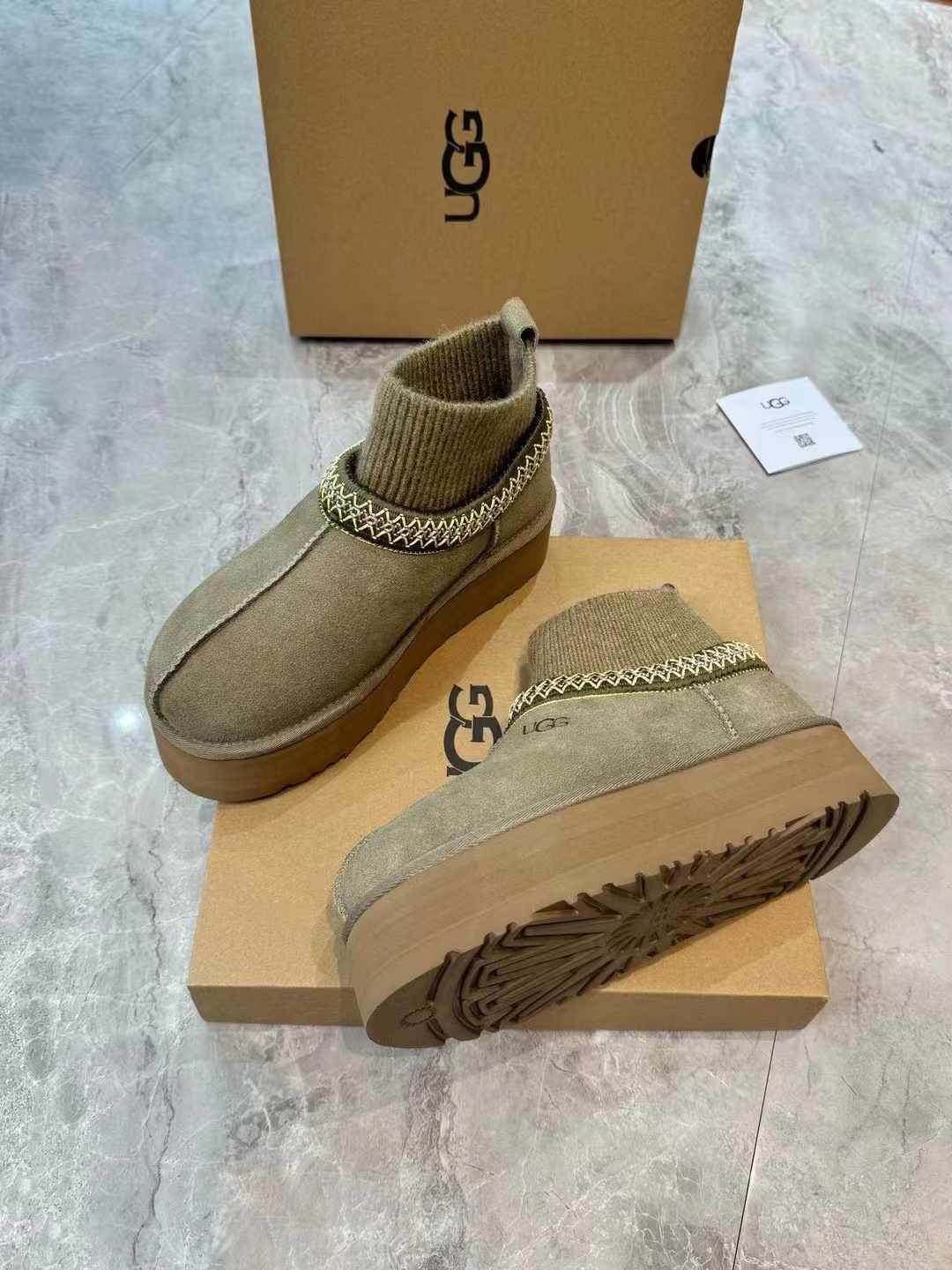 Suede Shearling-Lined Winter Boots with Wool Sock Cuff – 1125956