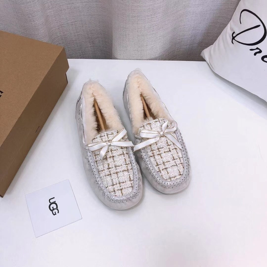 Pearl White Chic Loafers | Style 5623