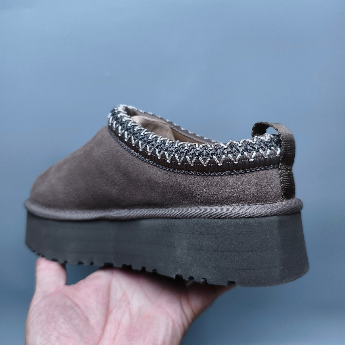 Walnut Folk-Inspired Platform Casual Shoes – 2553 / 2130