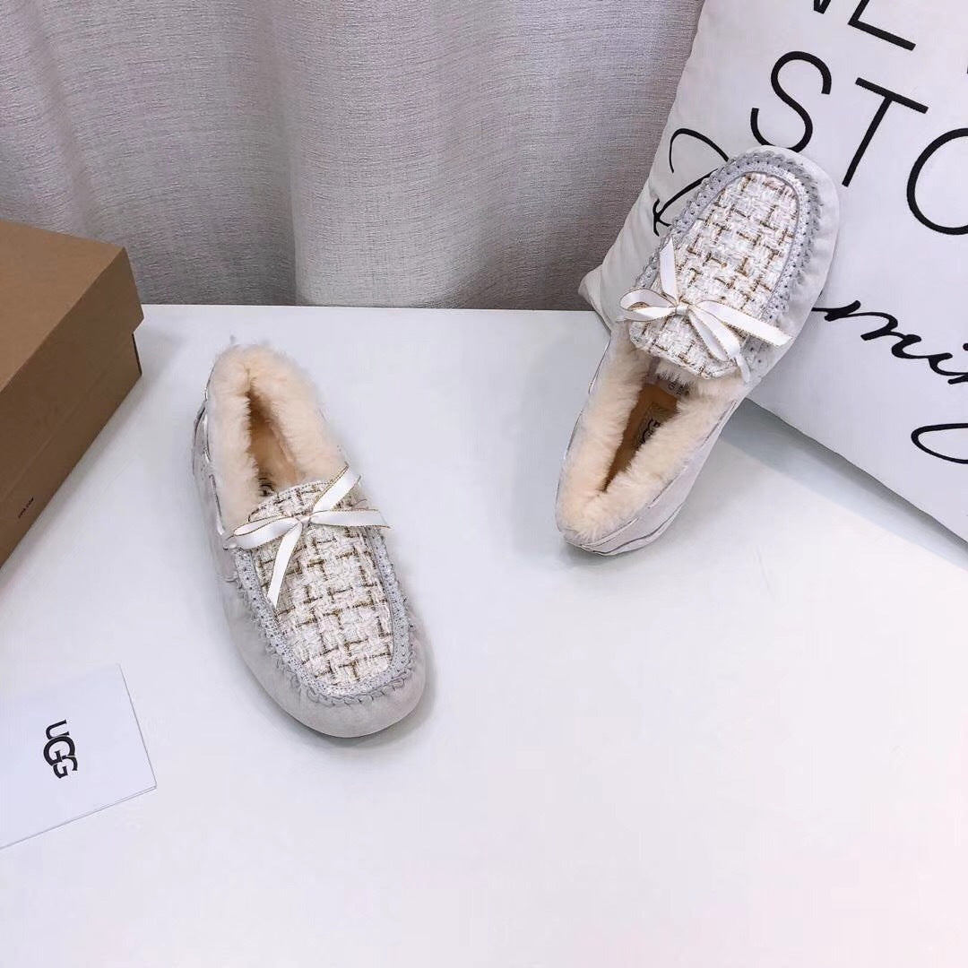 Pearl White Chic Loafers | Style 5623