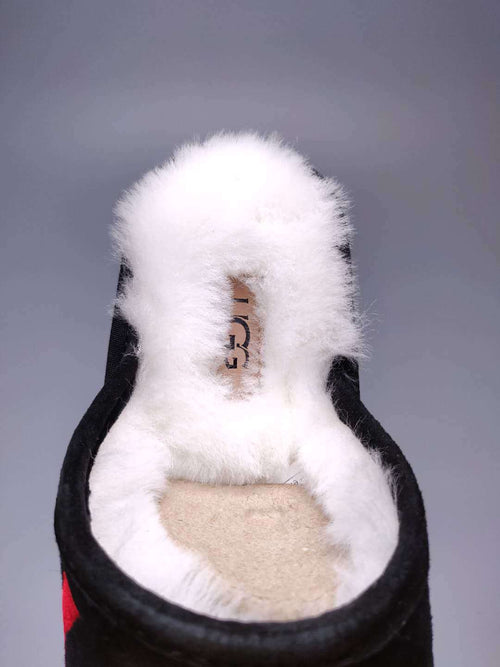 Black Big G Indoor Slippers – Style 2593