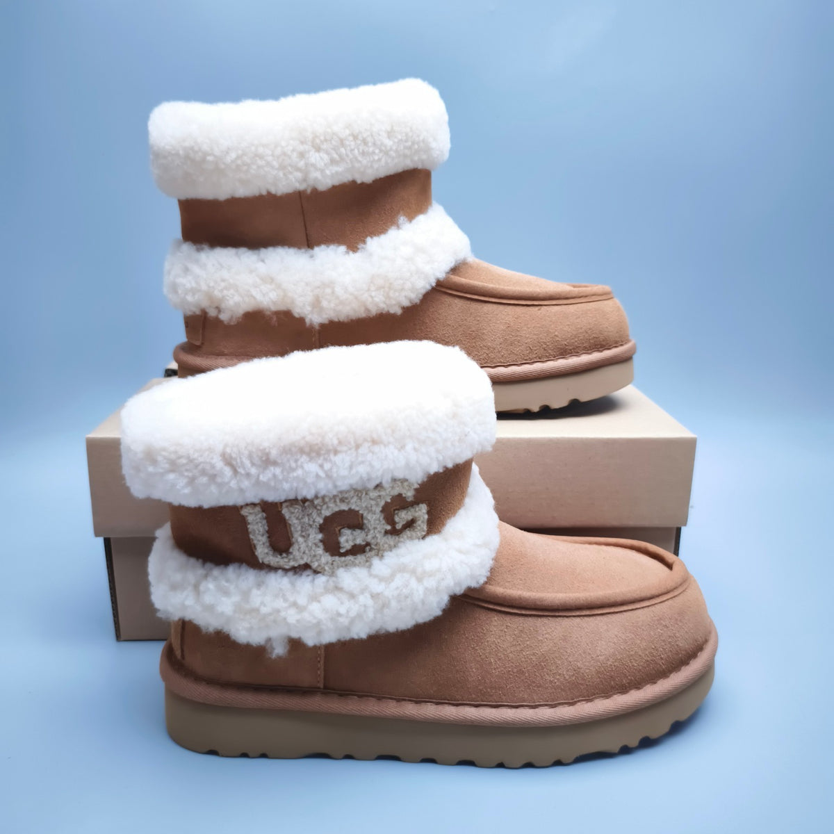 Chestnut Curly-Texture Mid-Top Boots with Oversized Logo | 5410