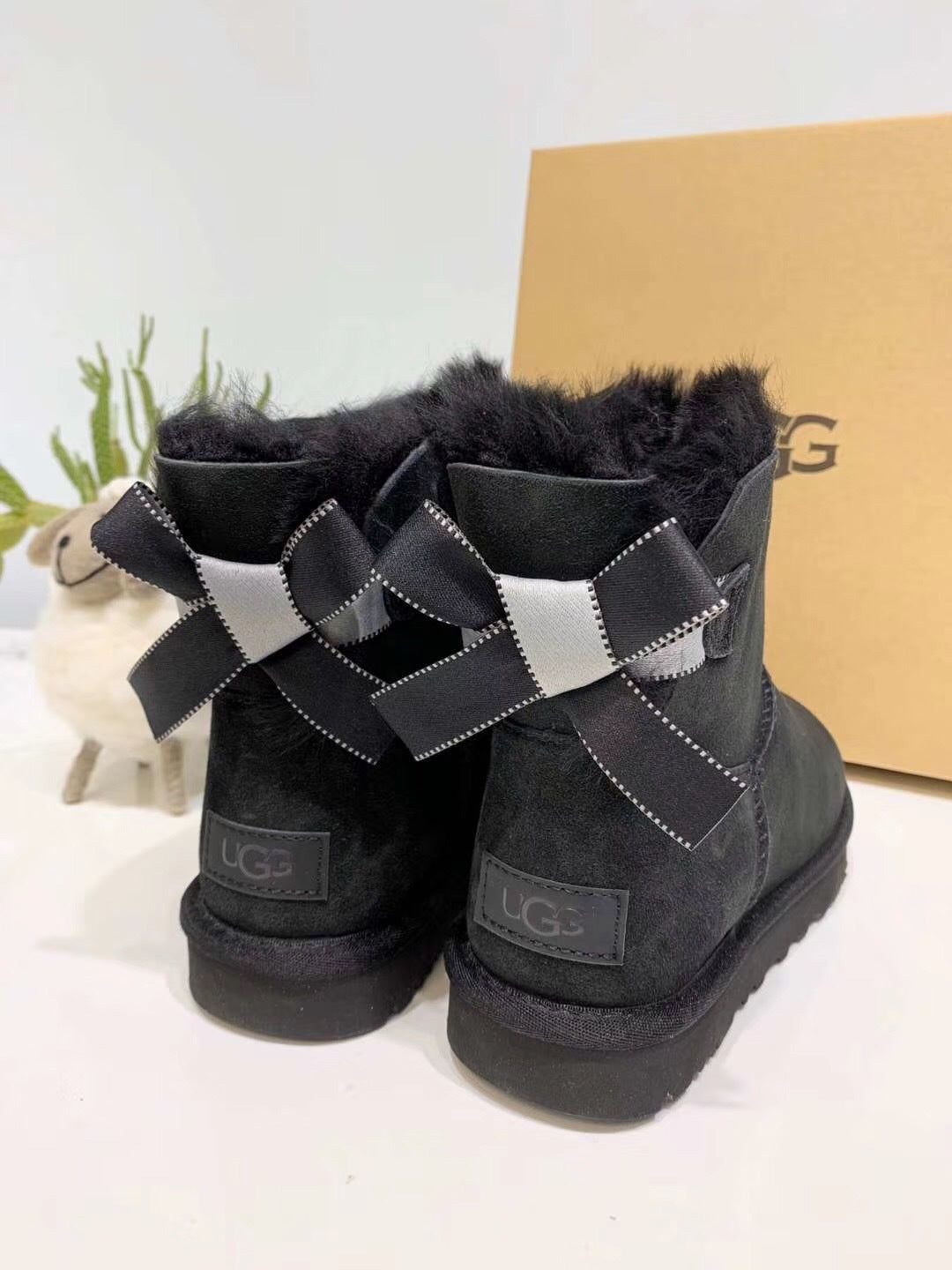 Black Bow-Detail Shimmer Moccasin Shoes – Style 2938
