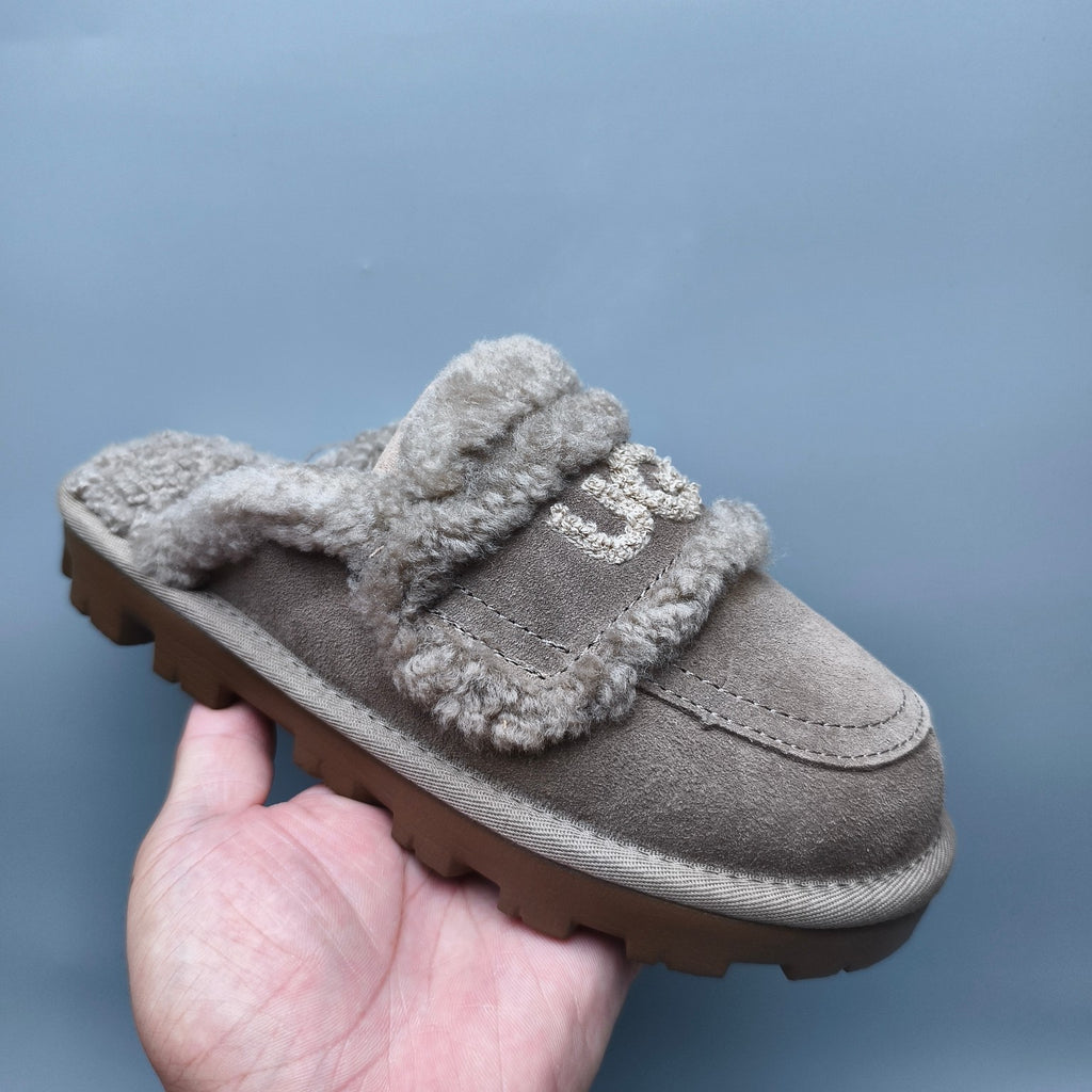 Antelope Brown Curly Plush Slippers with Oversized Logo – Style 1206
