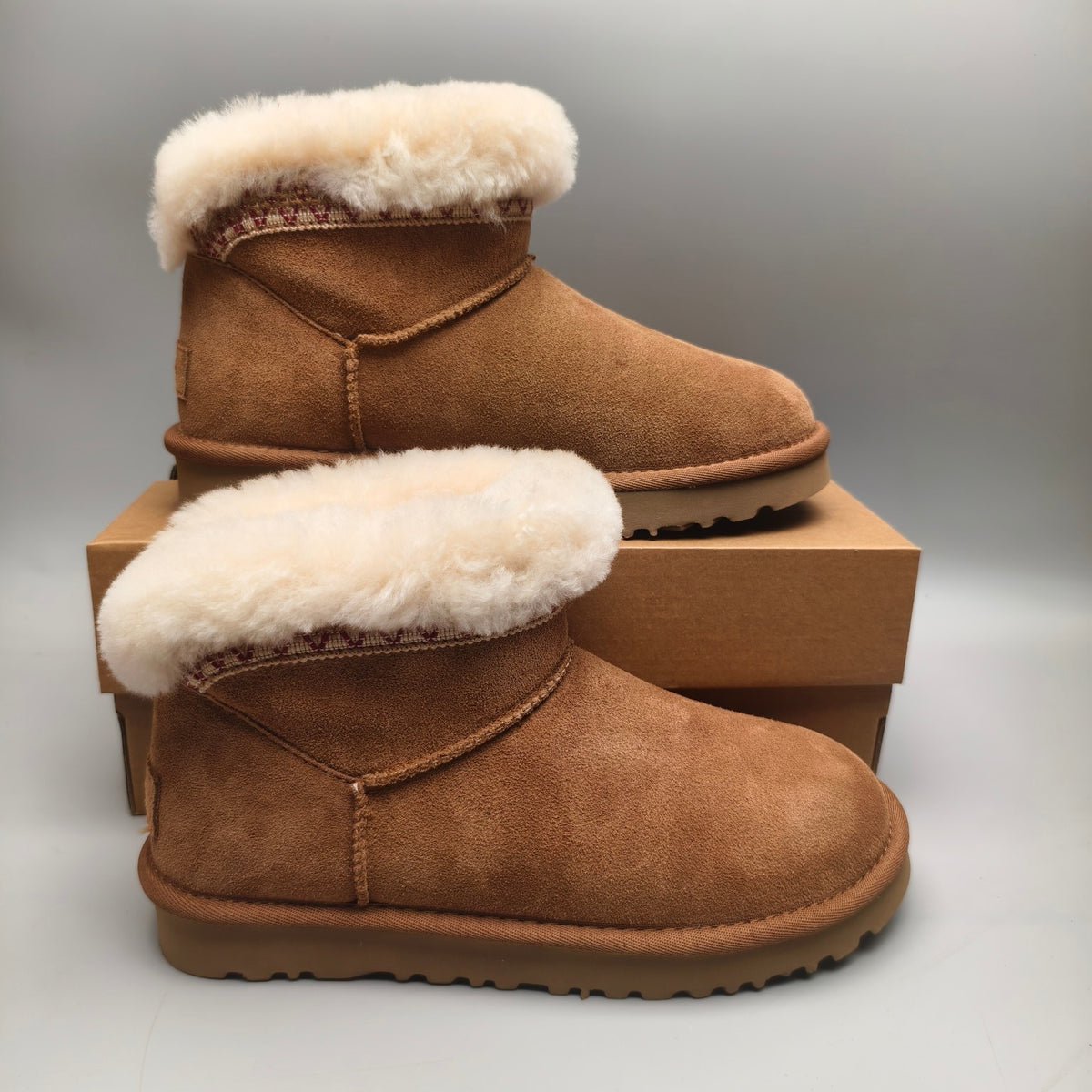 Chestnut Folk-Inspired Low-Top Casual Shoes – Style 4496