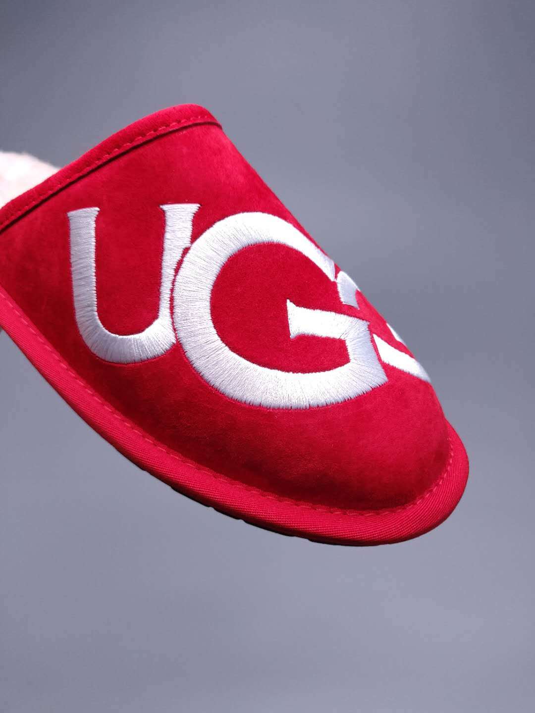Bright Red Big G Indoor Slippers – Style 2593
