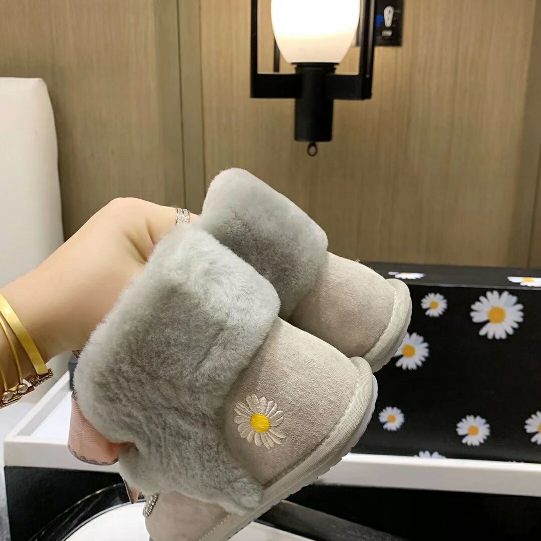 Gray Daisy, Chain & Ribbon Footwear | Style 7888