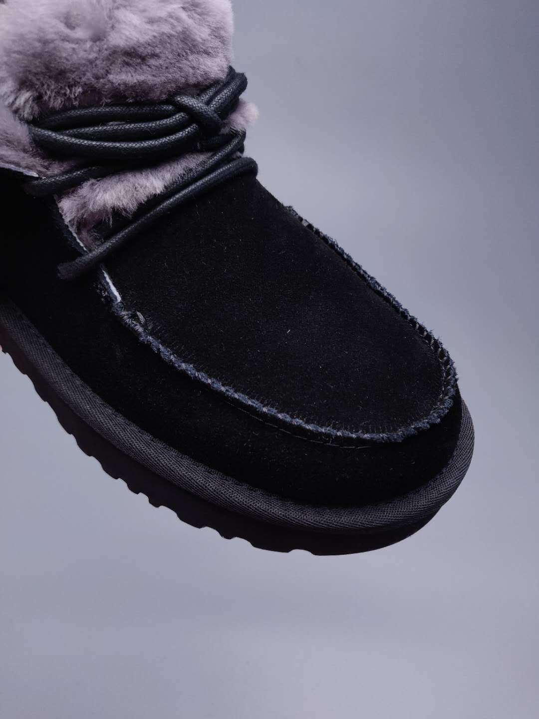 Black Lace-Up Ankle Boots with Turned-Out Fluffy Trim – 3090