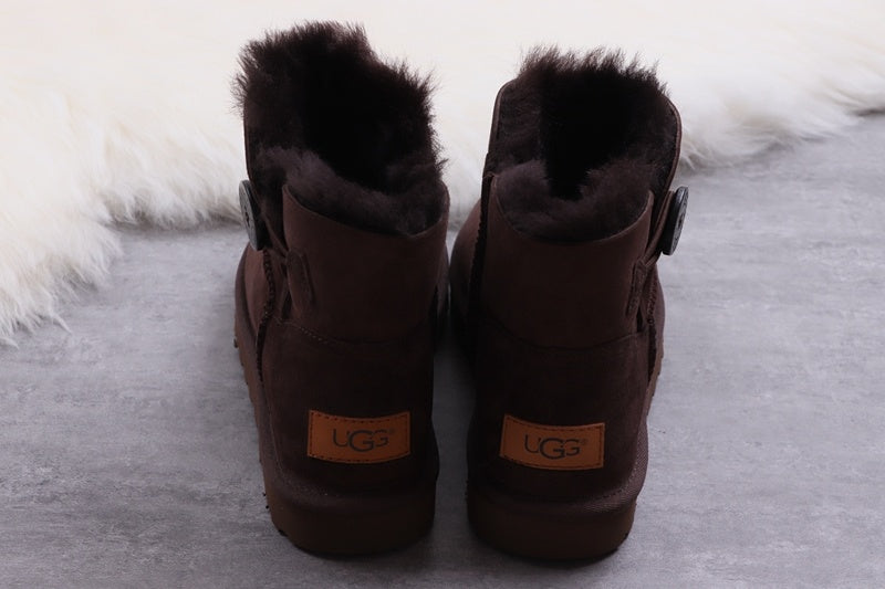 W Mini Bailey Button II Boots in Coffee Brown | Style 6422