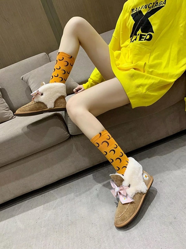Chestnut Daisy, Chain & Ribbon Footwear | Style 7888