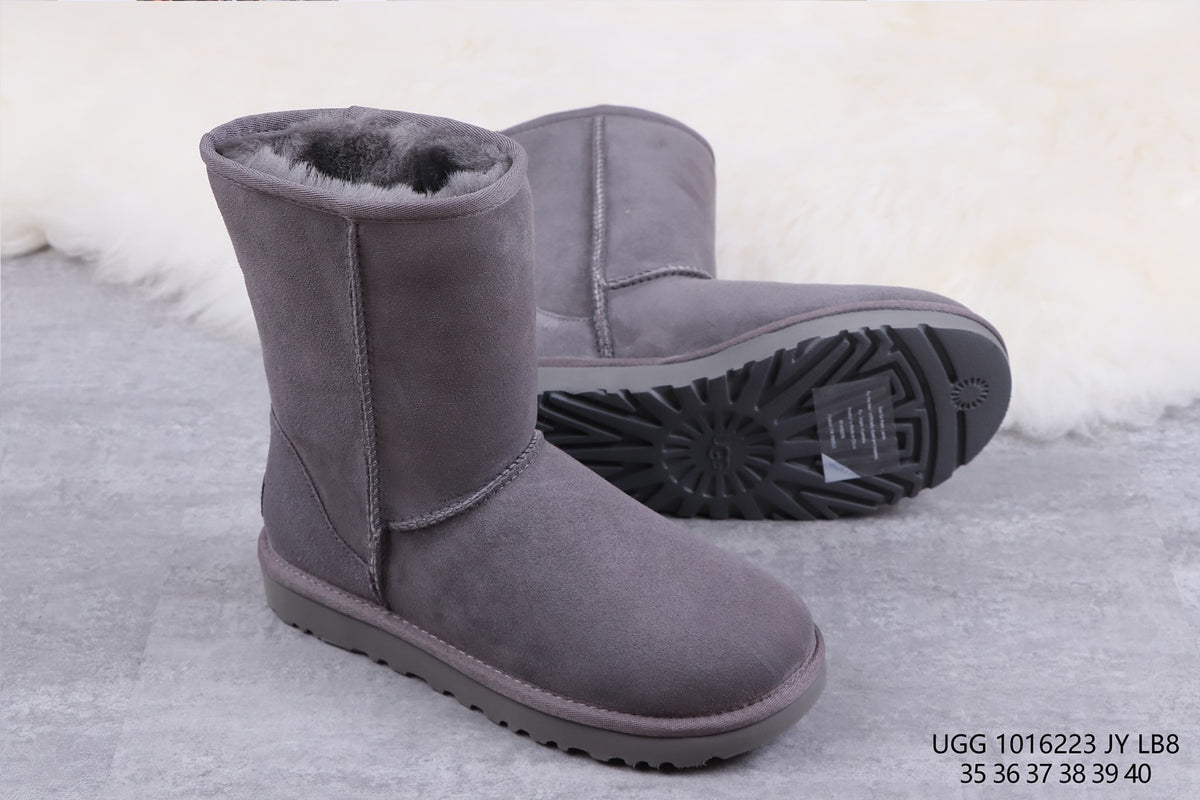 Classic Short II Boots in Gray | Style 6223