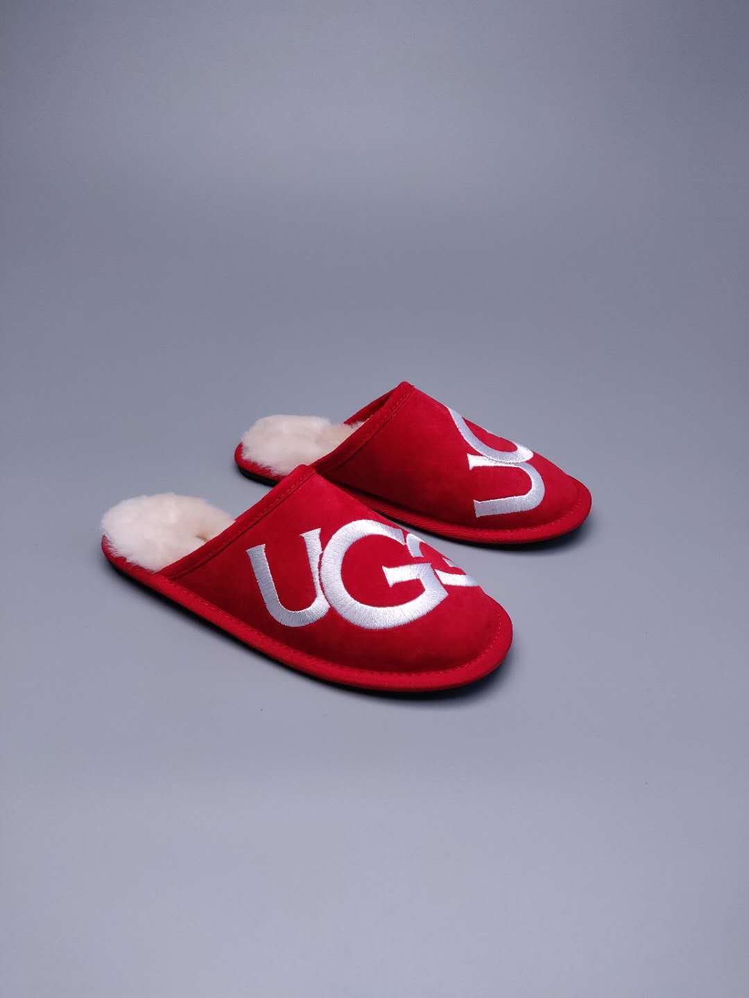 Bright Red Big G Indoor Slippers – Style 2593